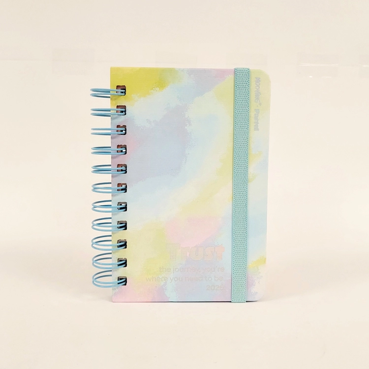 Agenda Mooving 2026 Pastel Trust 2 Dias por Pagina 10x15 cm con Espiral Art.1402210